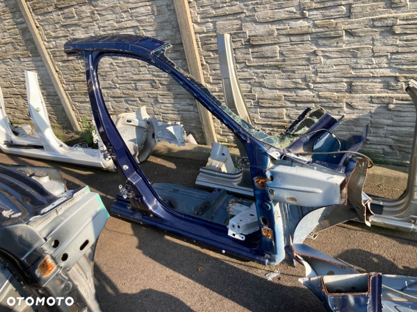 DACIA DUSTER 1 I PRÓG PRAWY SŁUPEK PRZEDNI ŚRODKOWY FARTUCH Wwa