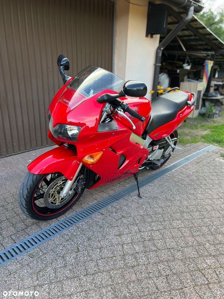 Honda VFR - 5
