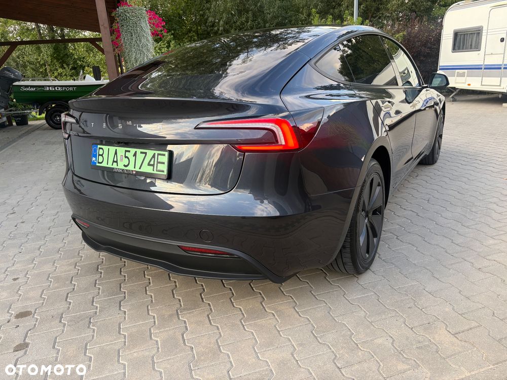 Tesla Model 3 - 26