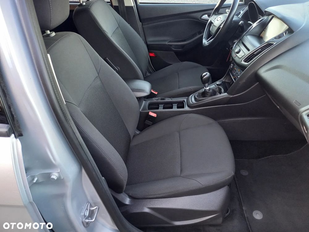 Ford Focus 1.0 EcoBoost Edition - 17
