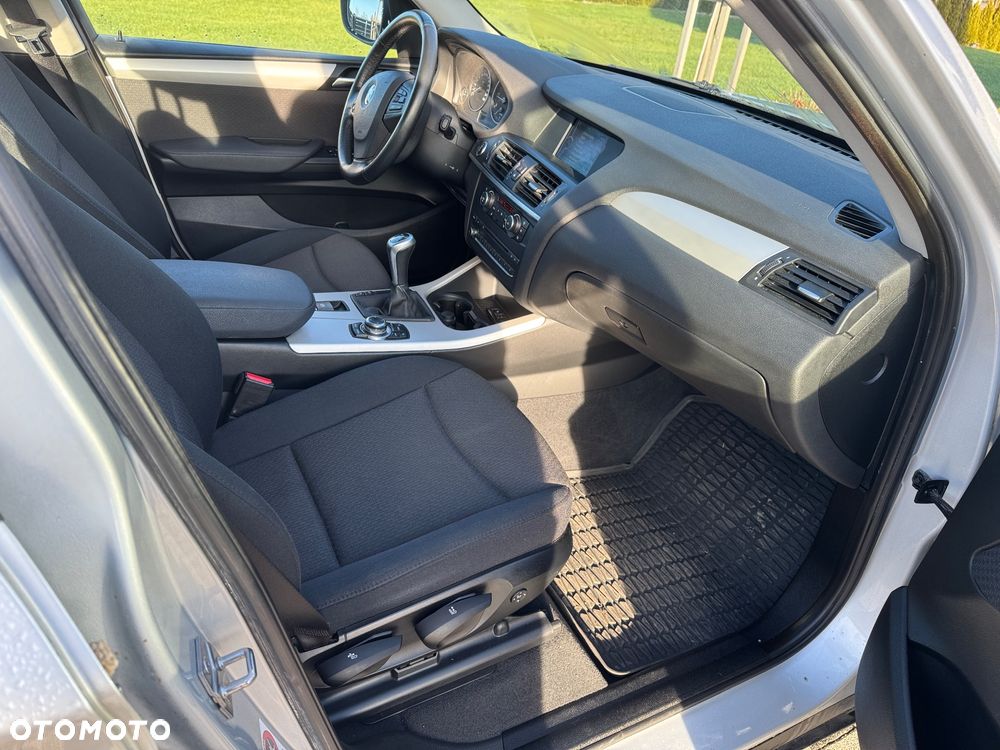 BMW X3 xDrive20d - 28