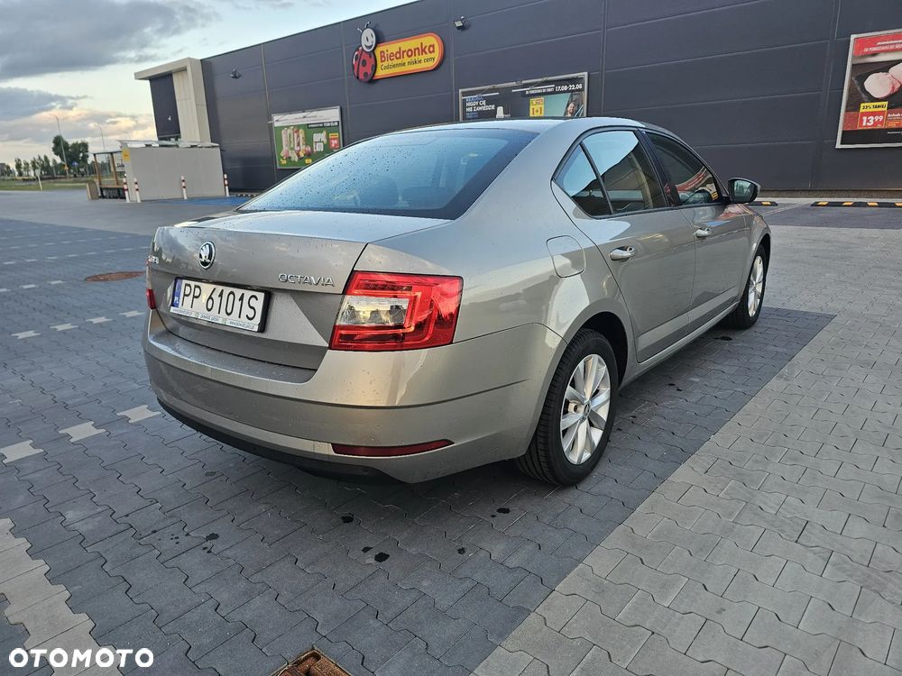 Skoda Octavia 1.6 TDI Ambition - 5