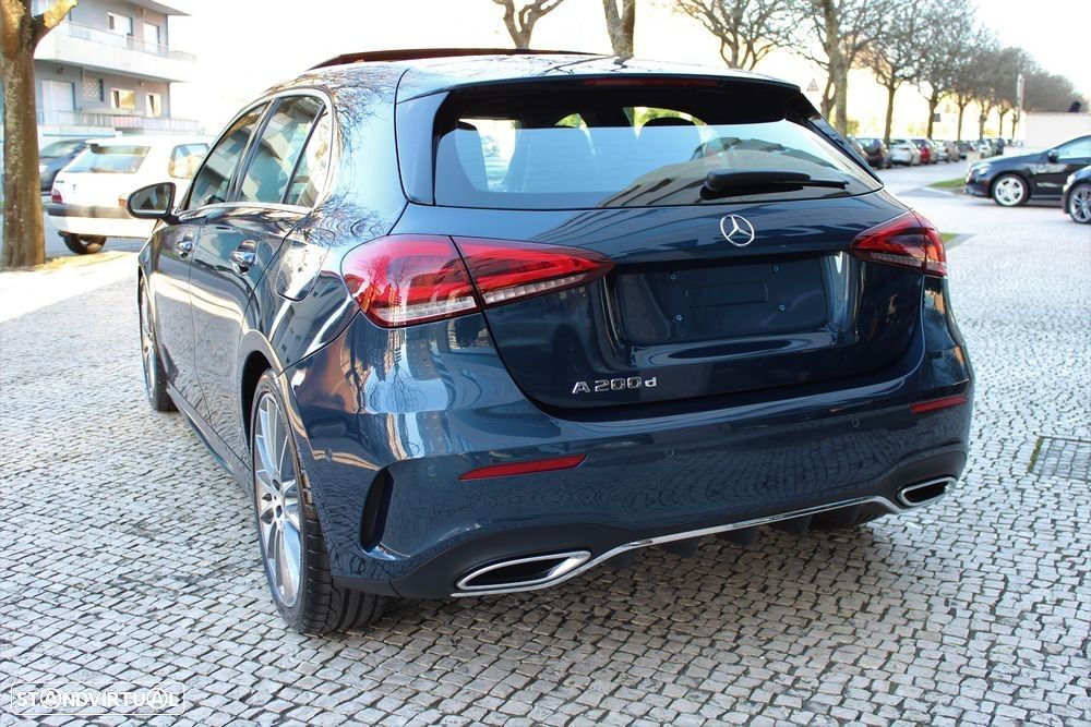 Mercedes-Benz A 200 d 8G-DCT AMG Line - 11