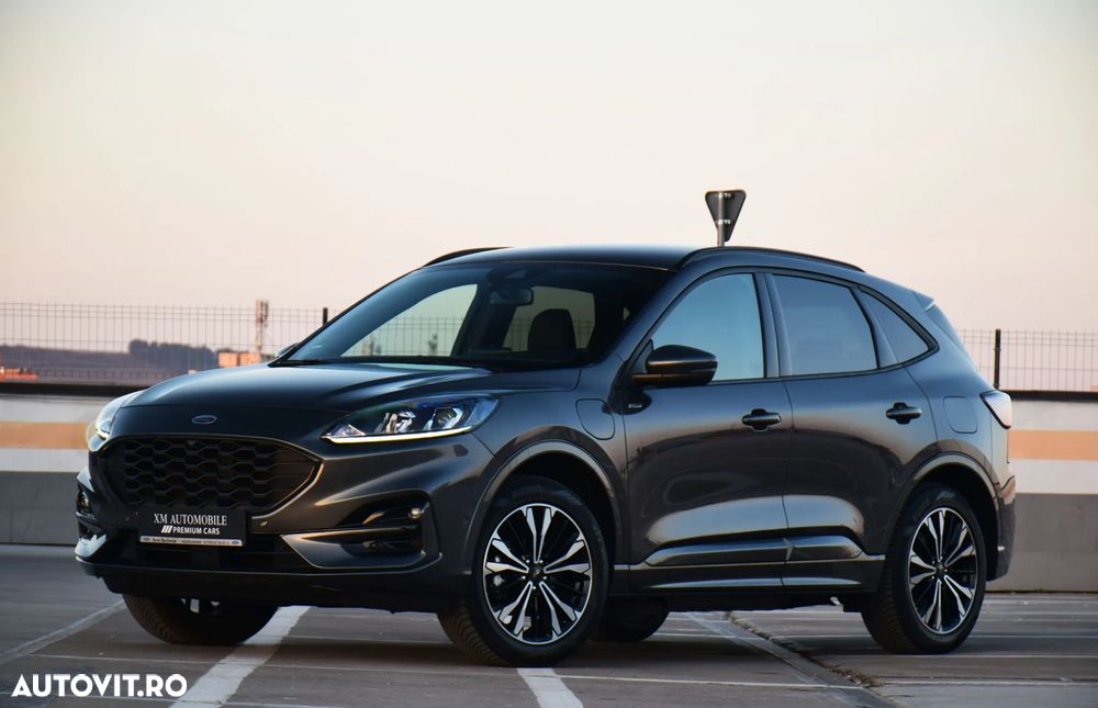 Ford Kuga 2.5 Duratec PHEV ST-LINE - 12