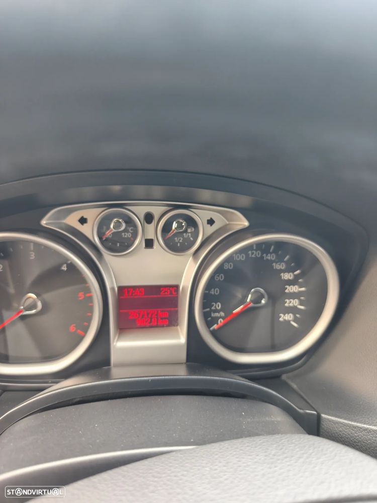 Ford Focus SW 1.6 TDCi Titanium - 7