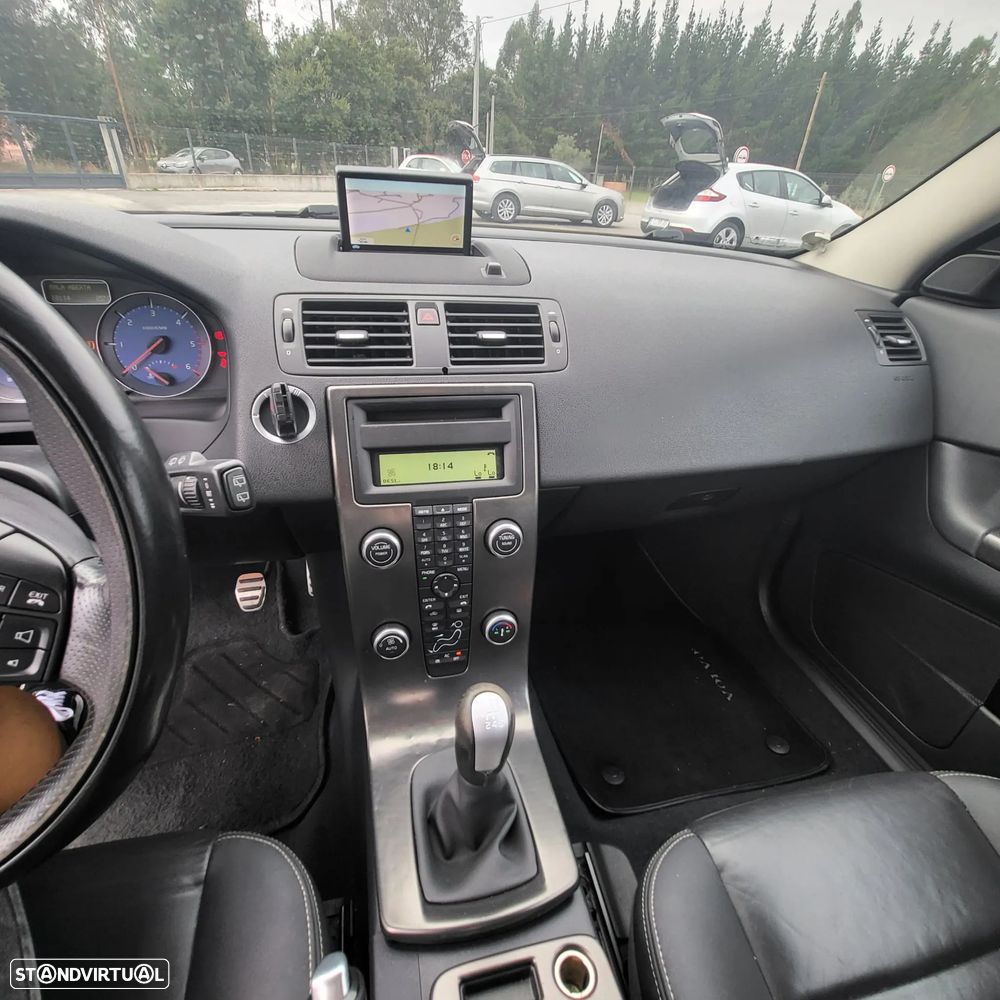 Volvo C30 D2 RDesign Edition - 24