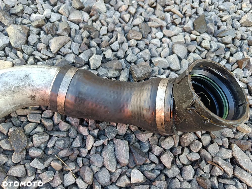 BMW E60 E61 2.5D 3.0D RURA WĄŻ PRZEWÓD INTERCOOLERA 7793896 - 7