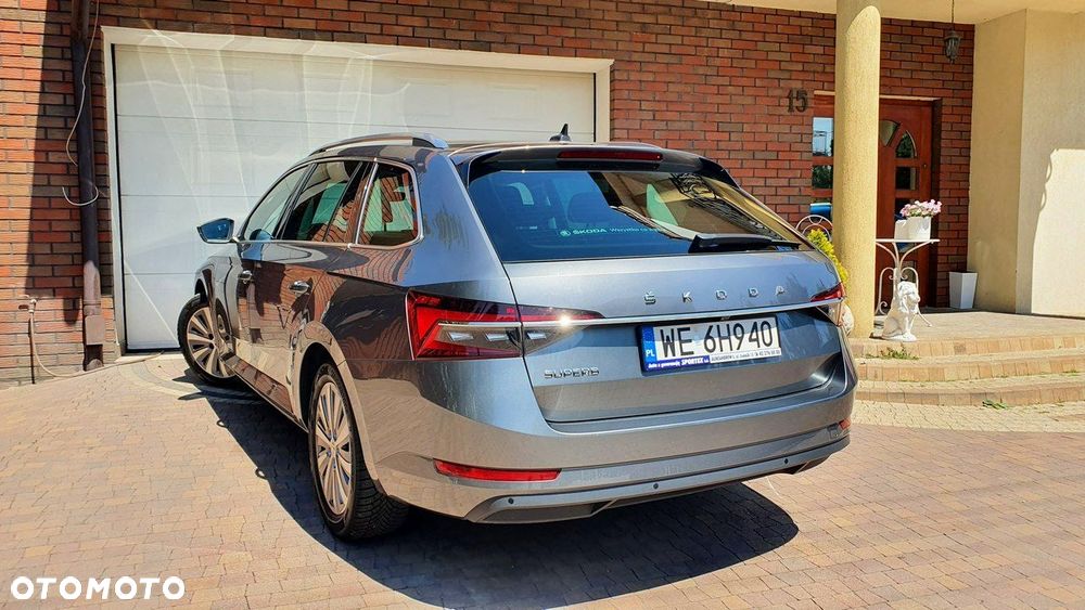 Skoda Superb 2.0 TDI SCR Style DSG - 11