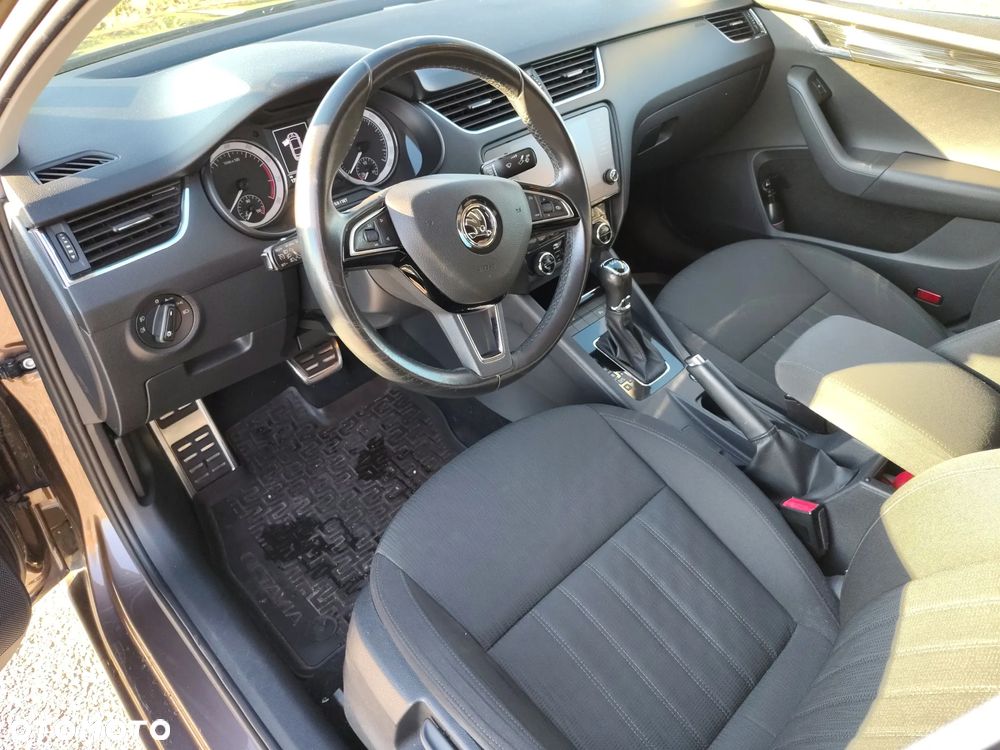 Skoda Octavia 2.0 TSI Style DSG - 8
