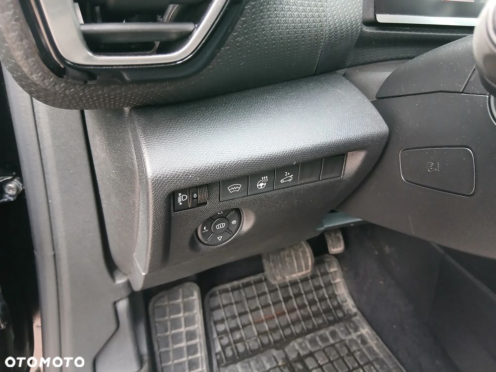 Citroën C4 1.2 PureTech Max S&S EAT8 - 17