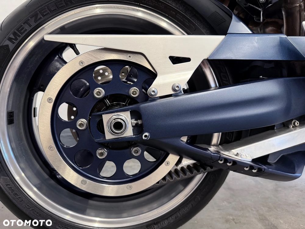Yamaha MT - 8