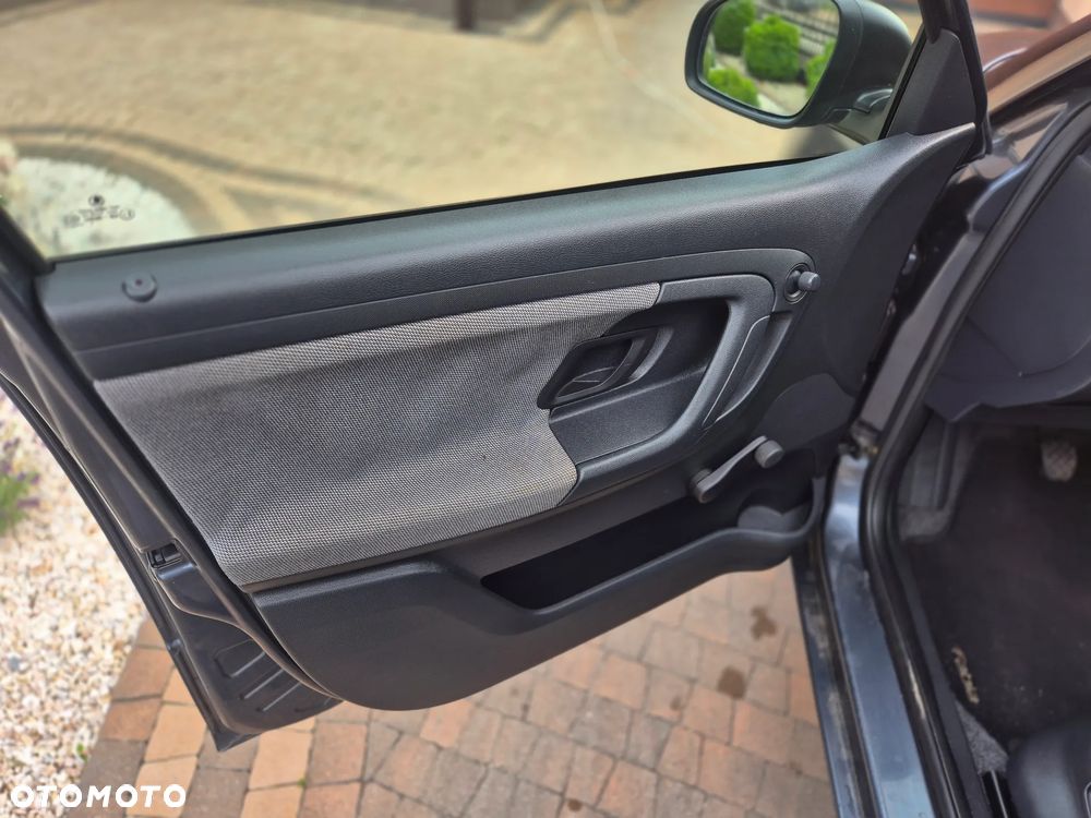 Skoda Fabia 1.2 12V Active Plus - 21