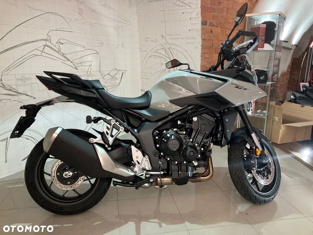Honda CB - 2