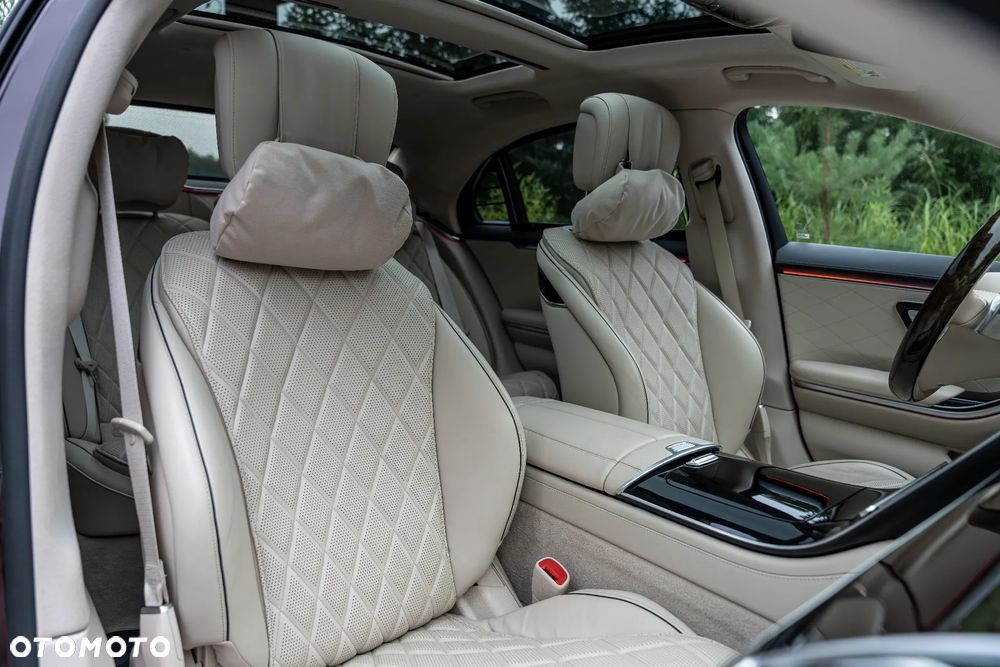 Mercedes-Benz Klasa S 500 4Matic L 9G-TRONIC - 25