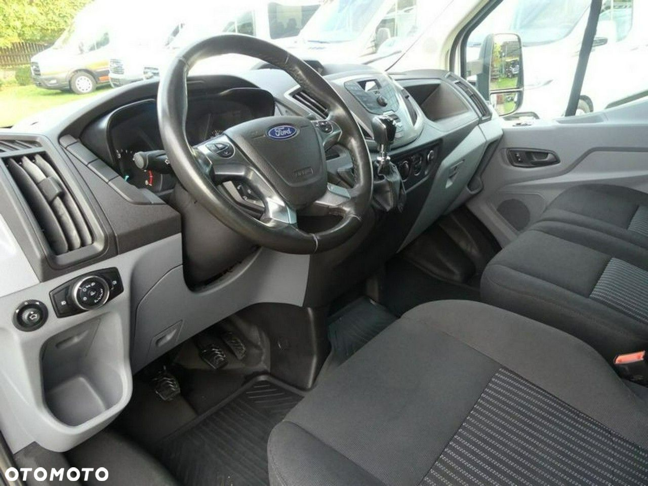 Ford Transit - 5
