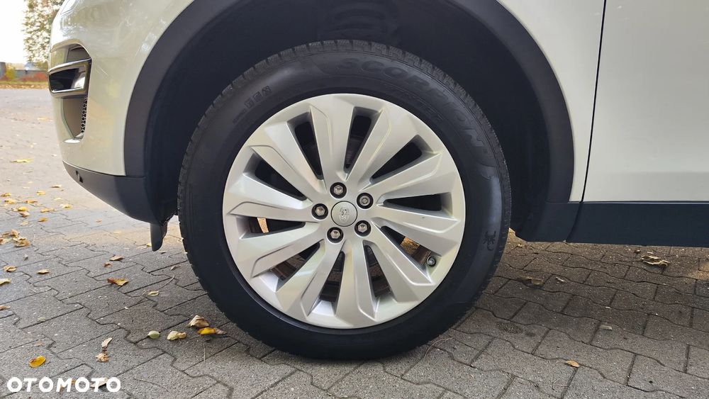 Land Rover Discovery Sport 2.0 eD4 Pure - 17