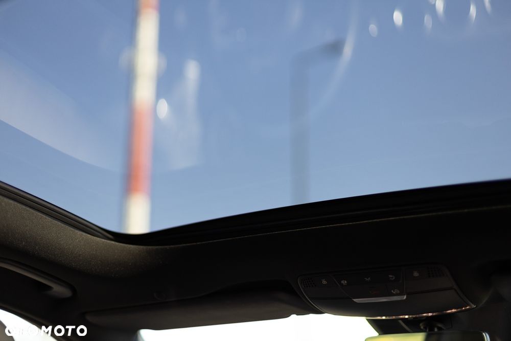 Mercedes-Benz Klasa E 300 de 4Matic 9G-TRONIC Night Edition - 26