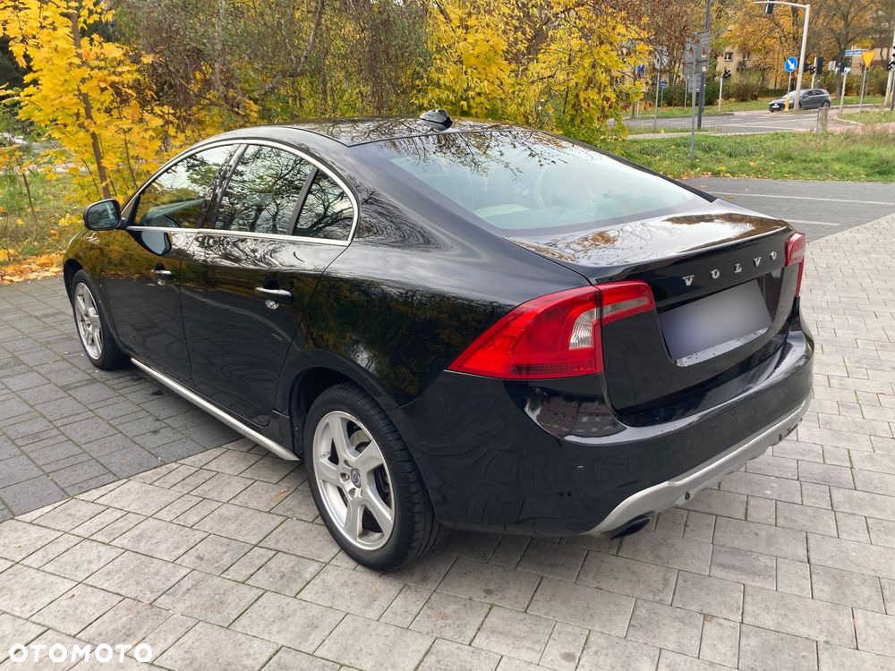 Volvo S60 2.5 T5 - 4