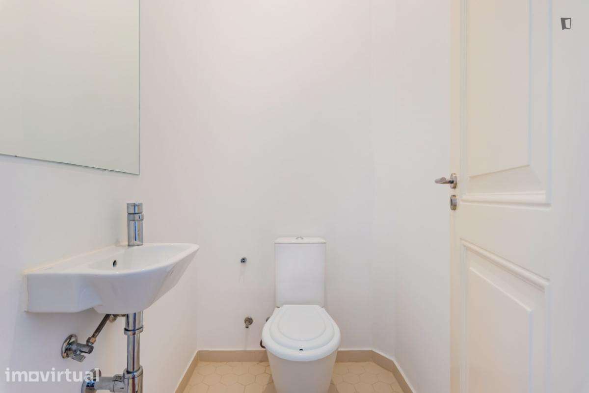 Apartamento com 3 quartos - localizado em Picoas Lisbon - Grande imagem: 4/34