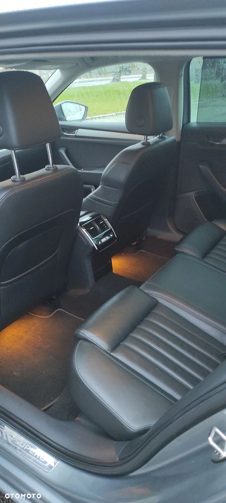 Skoda Superb 2.0 TDI 4x4 DSG SportLine - 12