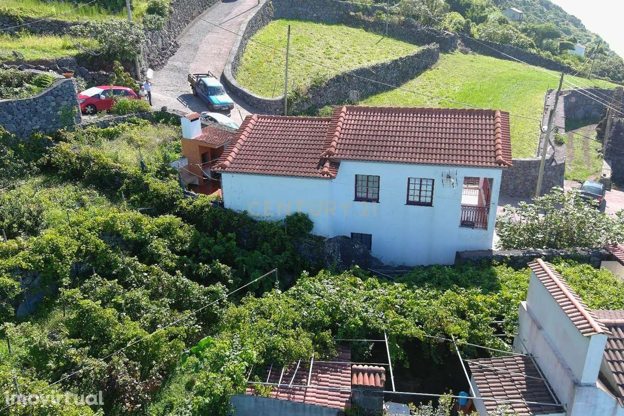 Fantástica Moradia na Fajã de São João - Ilha de São Jorge -Açores - Grande imagem: 3/7