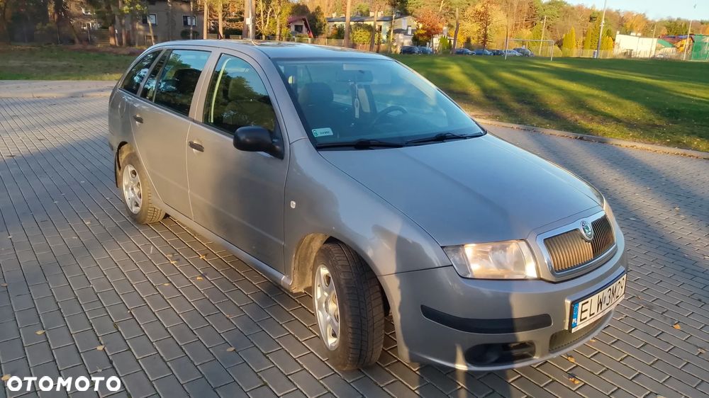 Skoda Fabia 1.4 16V Active - 26