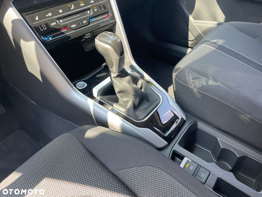 Volkswagen T-Roc 1.5 TSI Life Plus DSG - 24