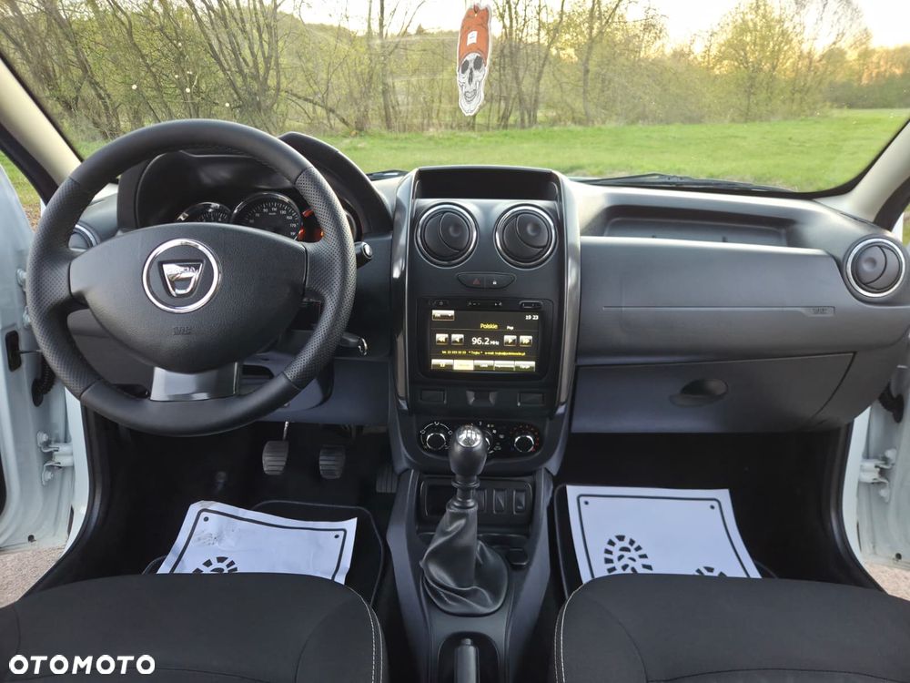 Dacia Duster dCi 90 FAP 4x2 Ambiance - 16