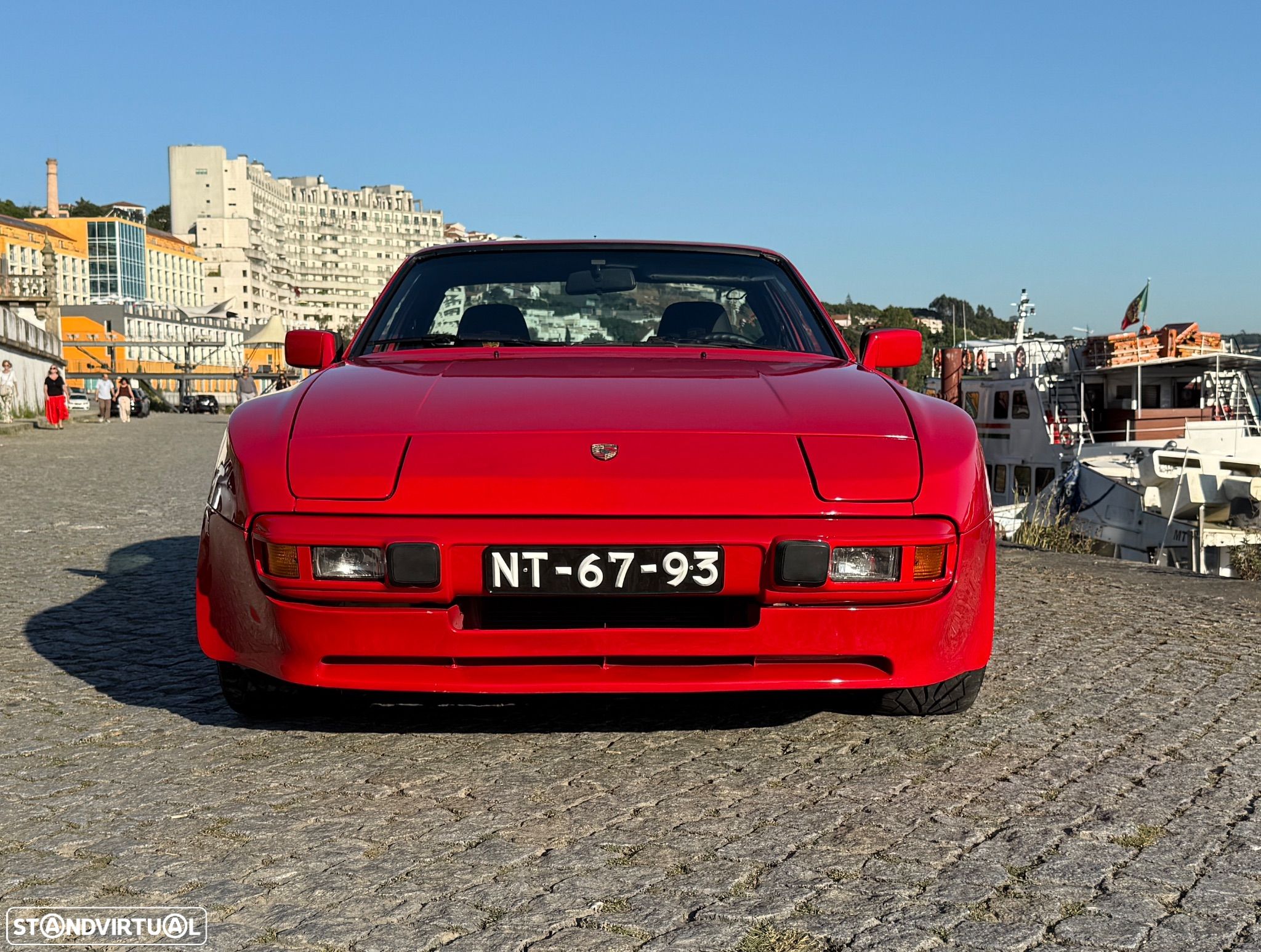 Porsche 944 - 1
