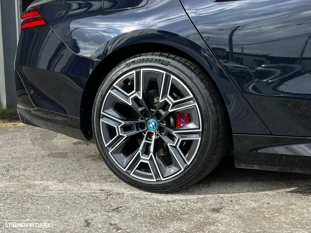 BMW i5 eDrive40 Pack Desportivo M Pro - 2