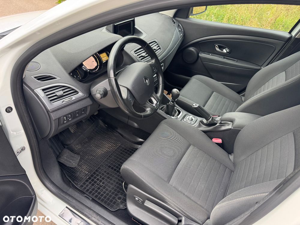 Renault Megane 1.6 dCi Energy Limited EU6 - 9