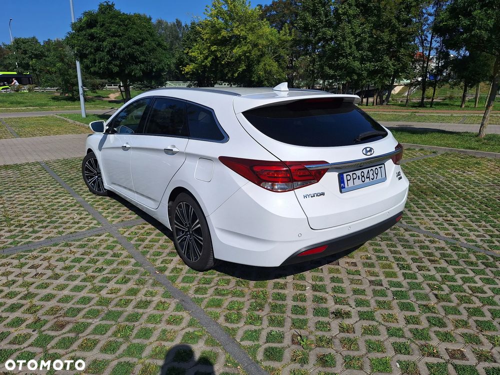 Hyundai i40 Kombi blue 1.7 CRDi DCT Premium - 6