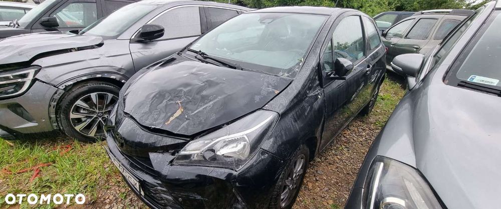 Toyota Yaris - 2