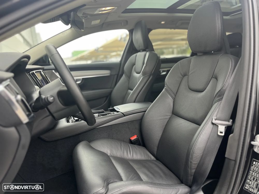 Volvo V90 2.0 T6 PHEV Plus Dark AWD - 17