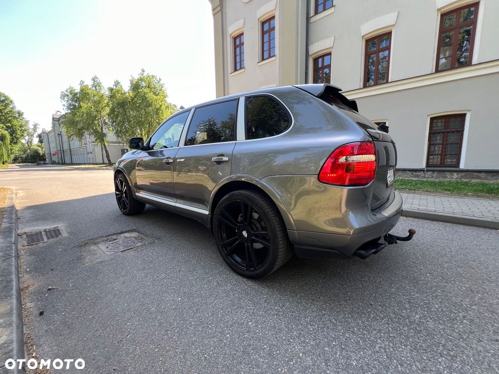 Porsche Cayenne Tiptronic S - 4