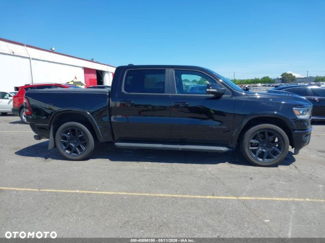 RAM 1500 5.7 Crew Cab Shortbed Laramie Black - 8