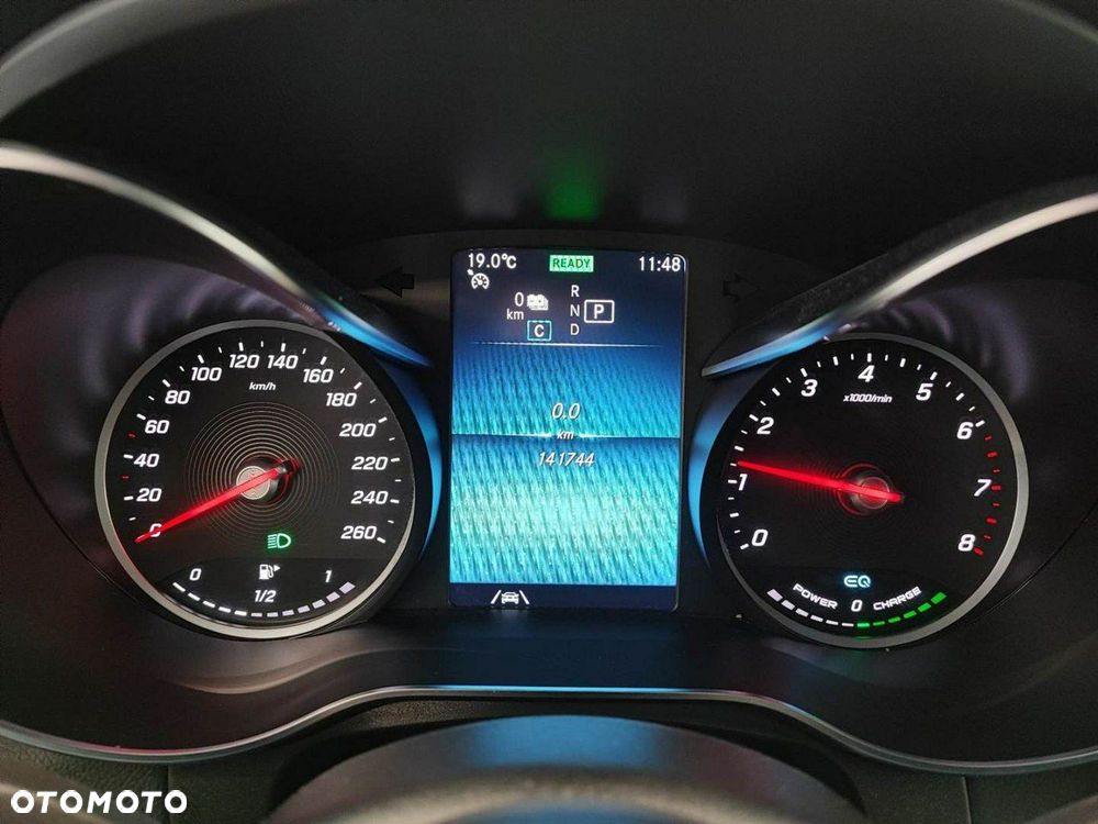 Mercedes-Benz GLC 300 e PHEV 4-Matic Avantgarde - 6