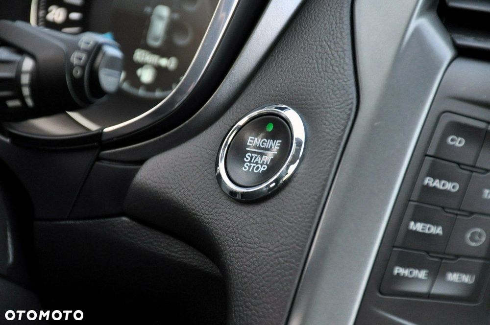 Ford Mondeo - 35