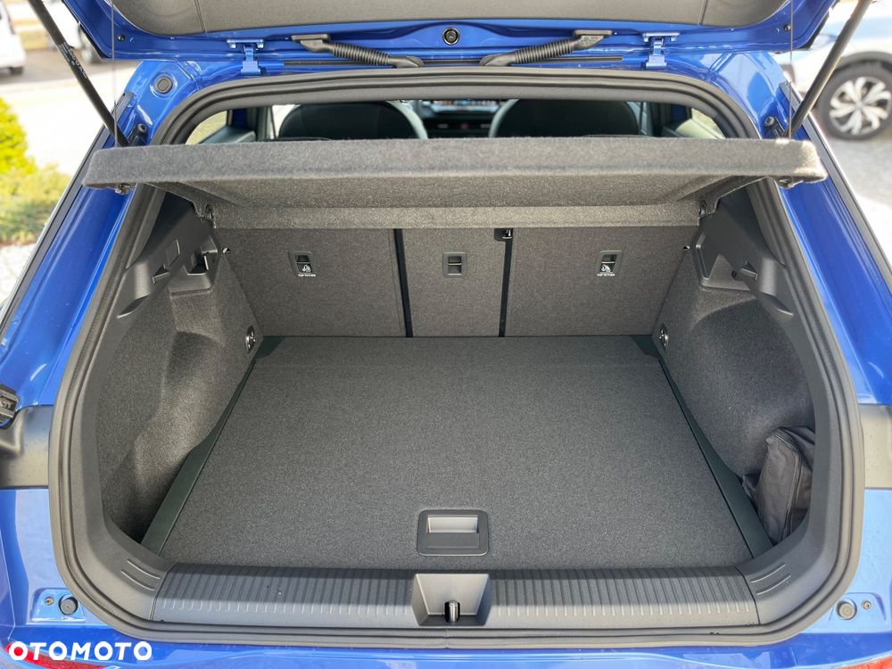 Volkswagen T-Roc 1.5 eTSI OPF DSG R-Line - 21