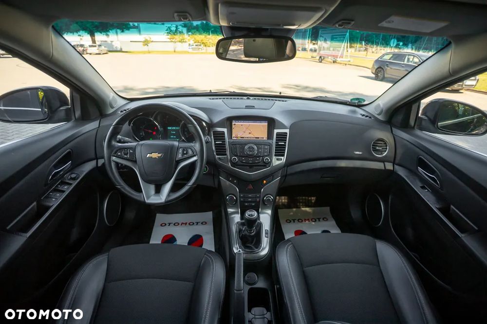 Chevrolet Cruze - 31