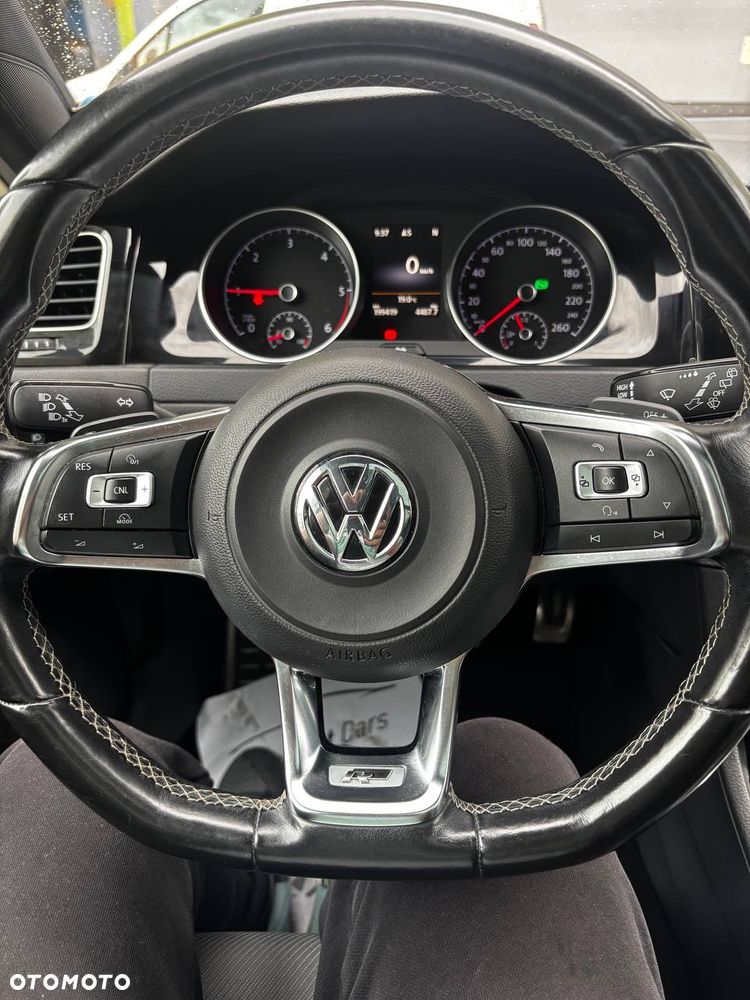 Volkswagen Golf - 5
