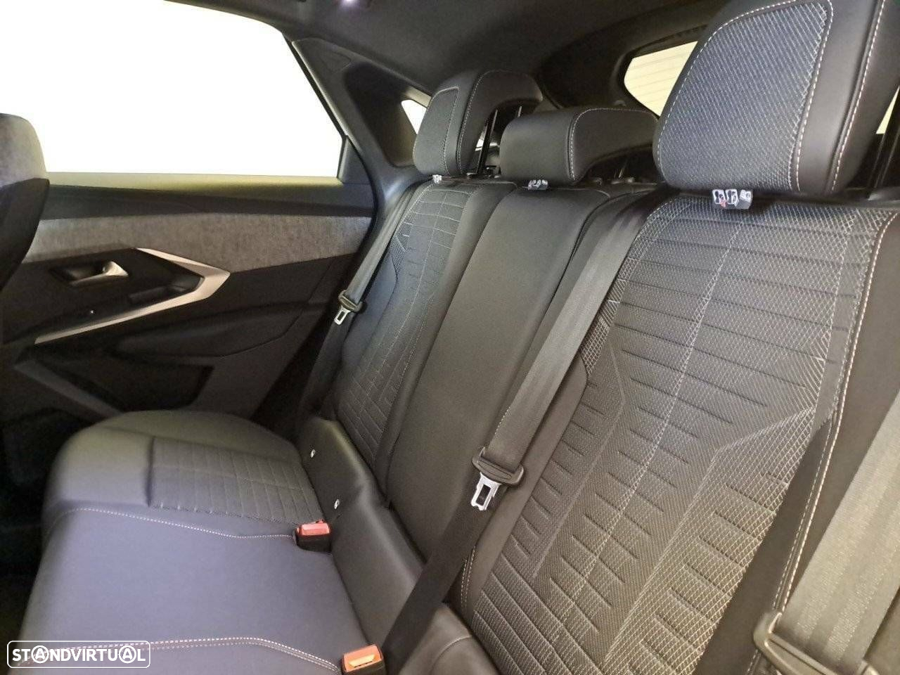 Peugeot 3008 1.2 Hybrid Allure e-DCS6 - 10