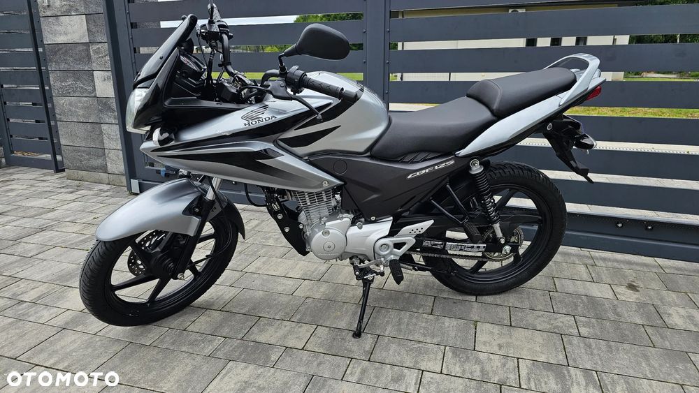 Honda CBF - 3