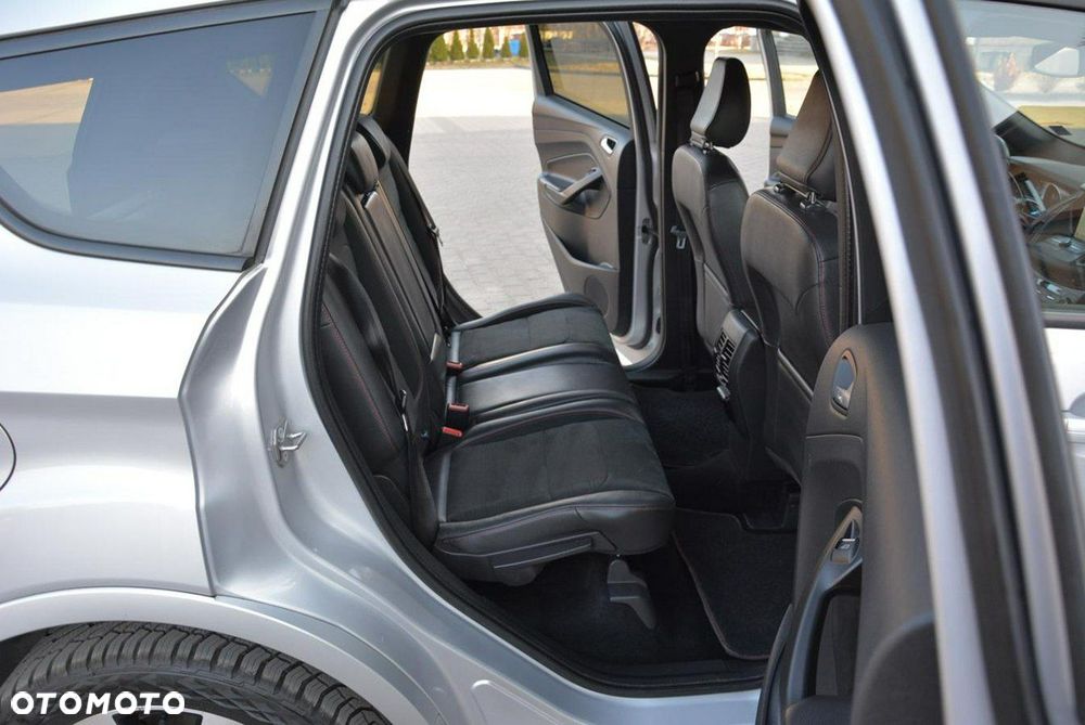 Ford Kuga 2.0 TDCi AWD ST-Line - 14