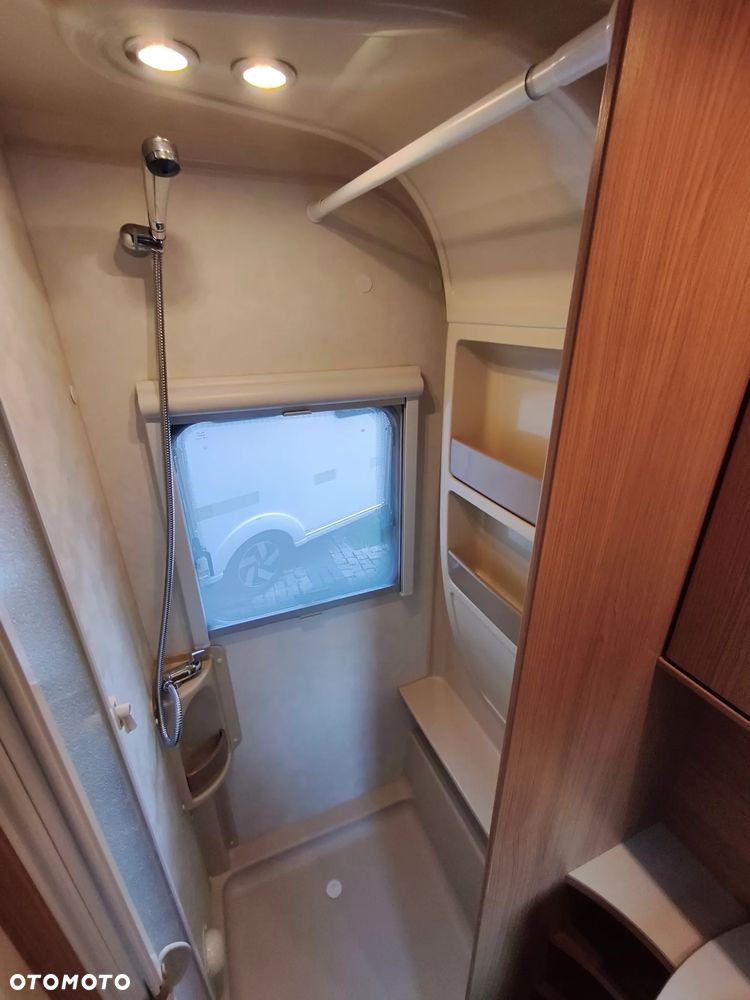 Adria - 37