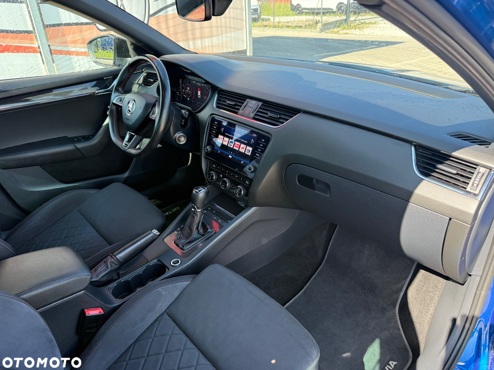 Skoda Octavia 2.0 TDI RS DSG - 24
