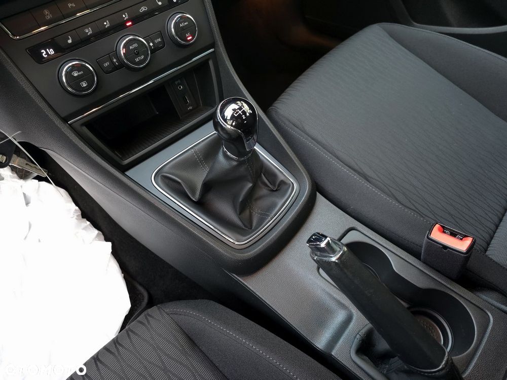 Seat Leon 2.0 TDI Xcellence S&S - 21