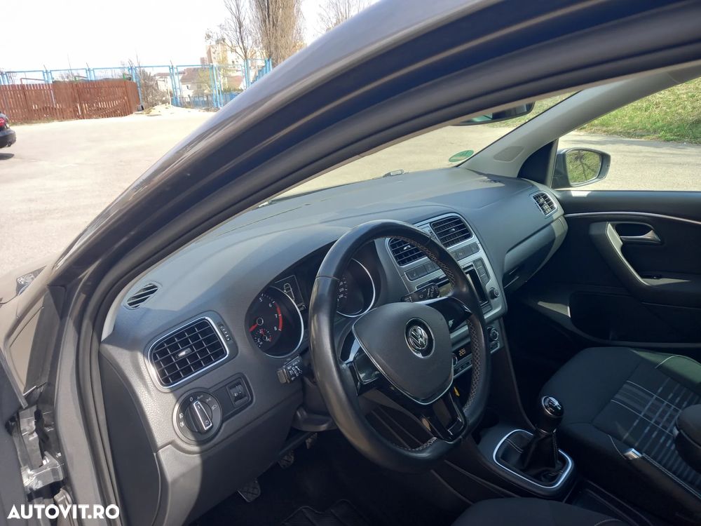 Volkswagen Polo 1.2 TSI Blue Motion Technology Lounge - 10