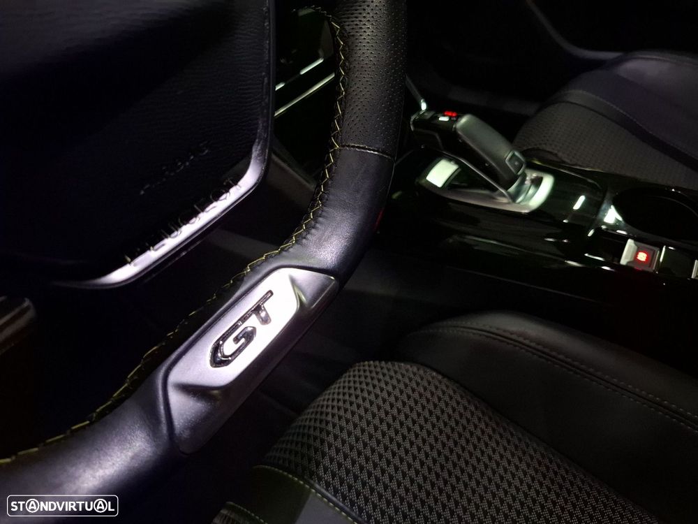 Peugeot 2008 1.2 PureTech GT EAT8 - 25