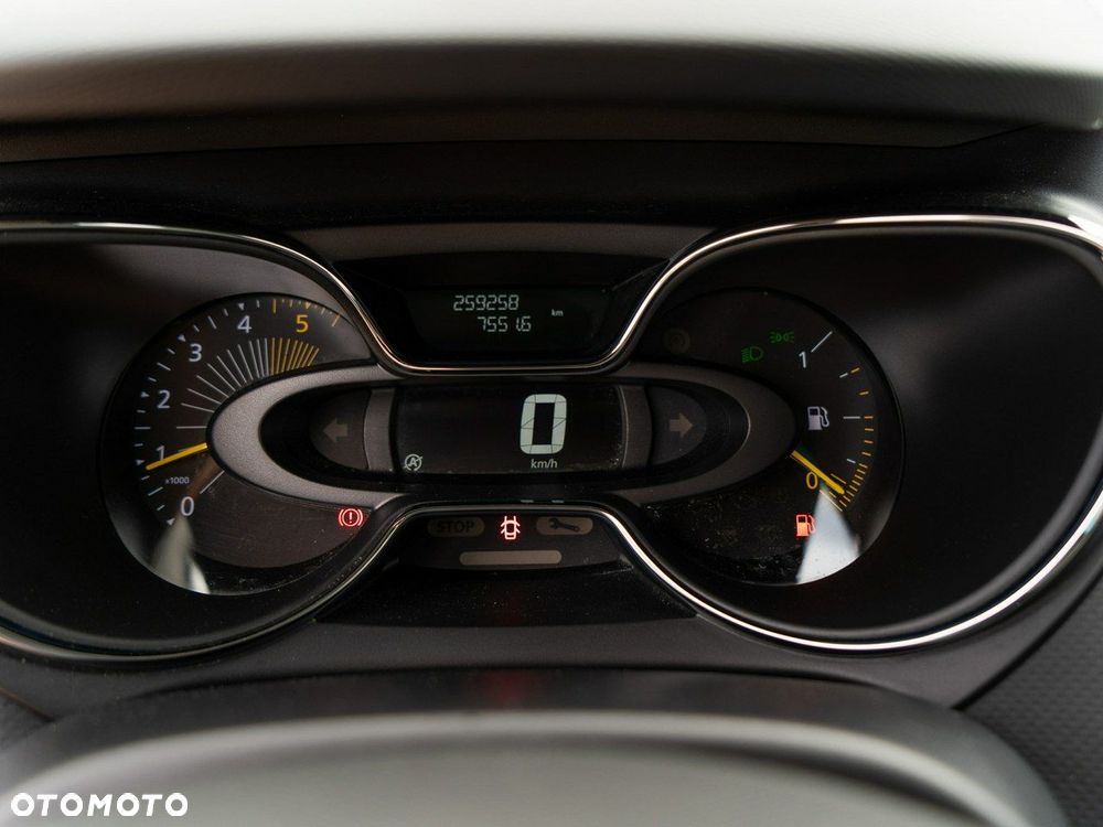 Renault Captur - 25